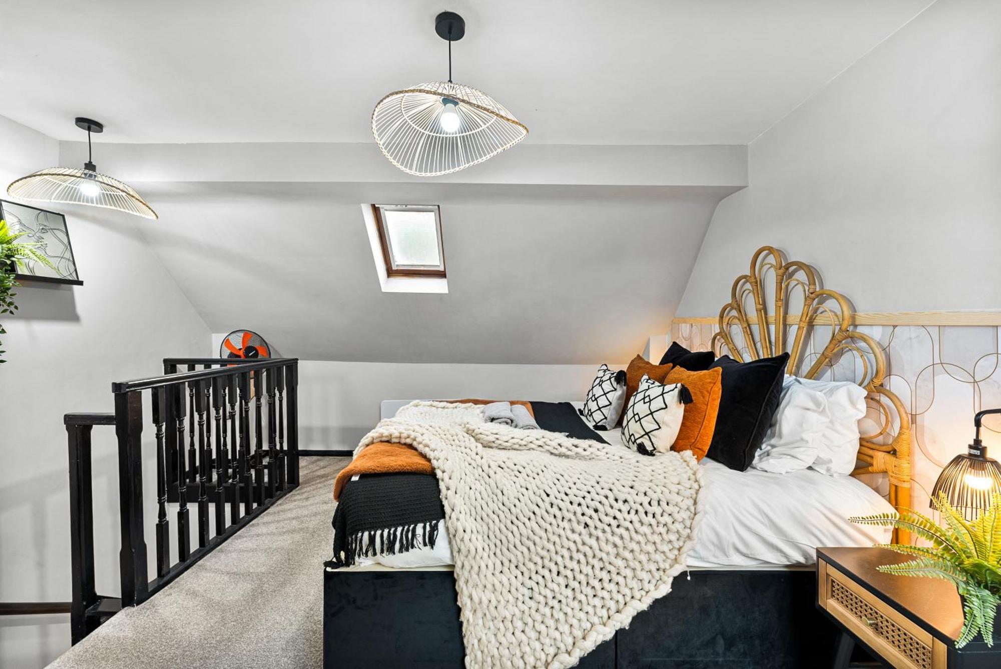 30 Percent Off! Elegant Cottage Of Whitby - Sleeps 5 Экстерьер фото
