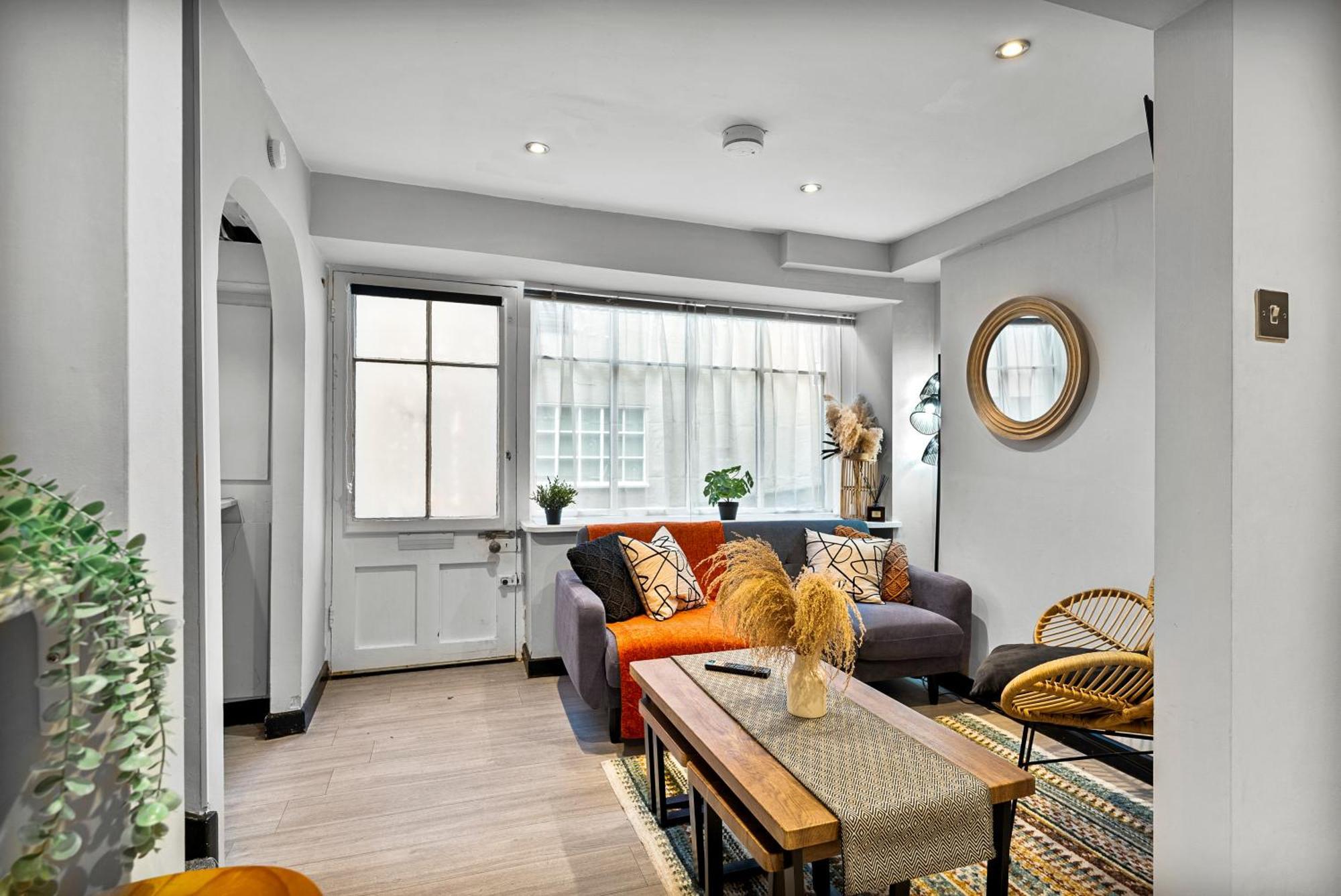 30 Percent Off! Elegant Cottage Of Whitby - Sleeps 5 Экстерьер фото