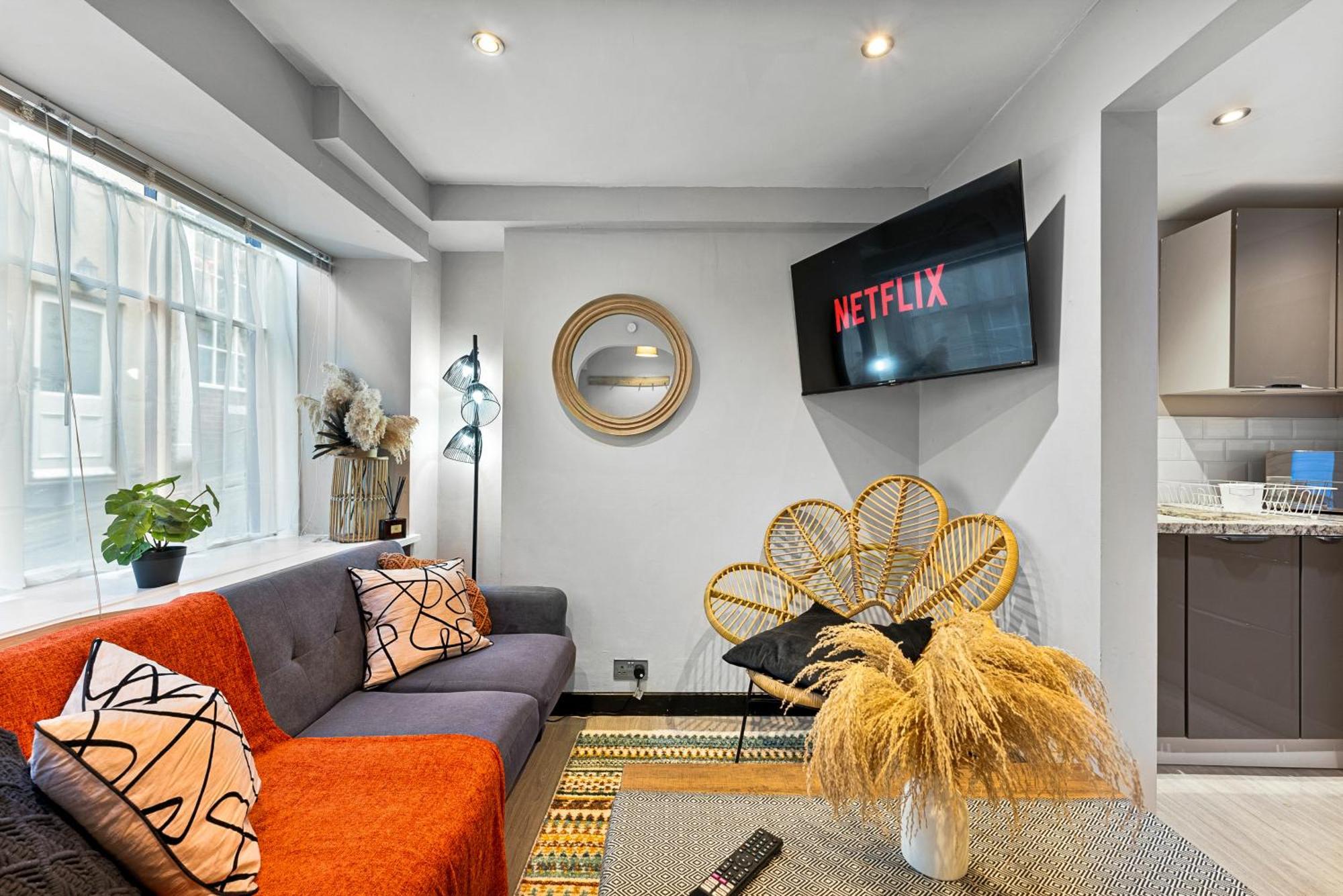 30 Percent Off! Elegant Cottage Of Whitby - Sleeps 5 Экстерьер фото