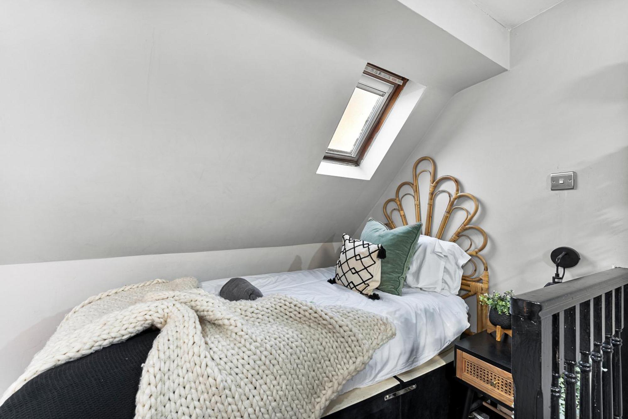 30 Percent Off! Elegant Cottage Of Whitby - Sleeps 5 Экстерьер фото