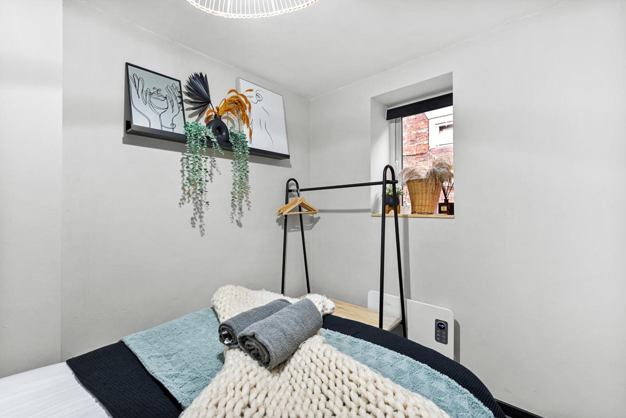 30 Percent Off! Elegant Cottage Of Whitby - Sleeps 5 Экстерьер фото
