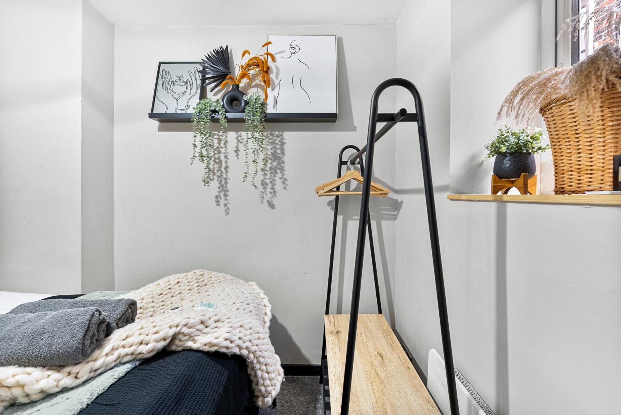 30 Percent Off! Elegant Cottage Of Whitby - Sleeps 5 Экстерьер фото